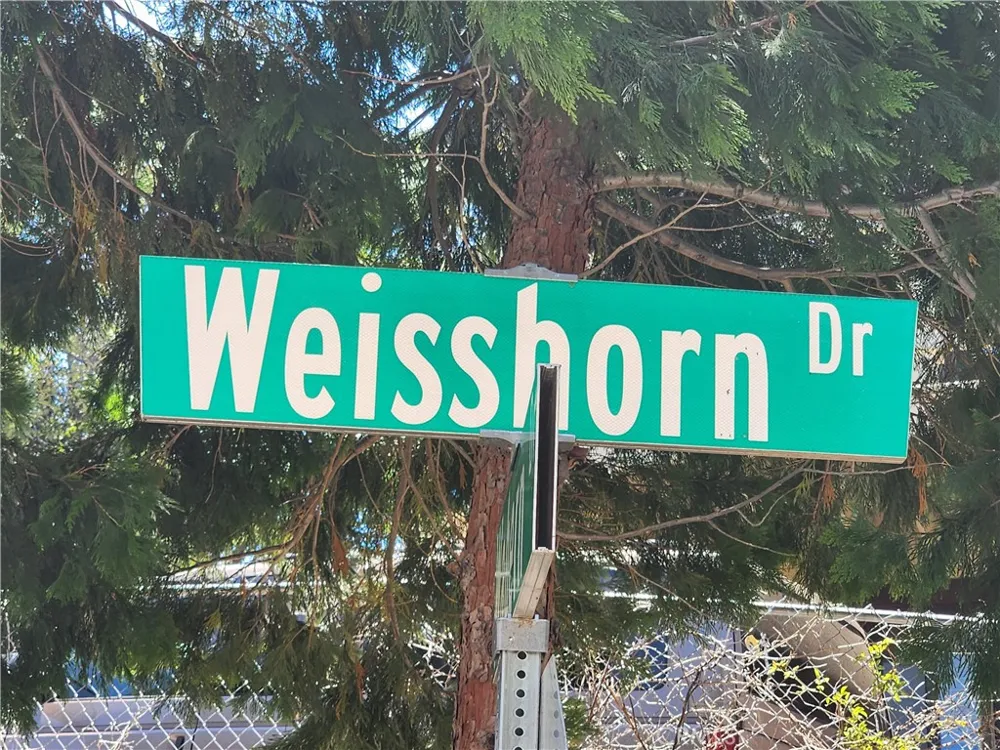 315 Weisshorn Drive Crestline, CA 92325