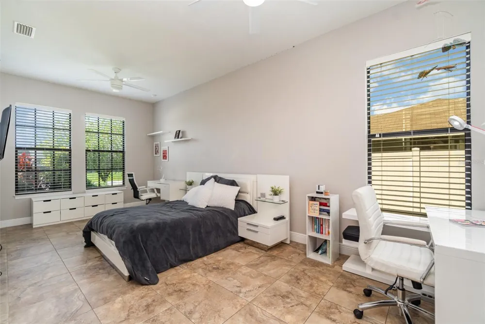 3137 SE 8TH AVENUE Cape Coral, FL 33904