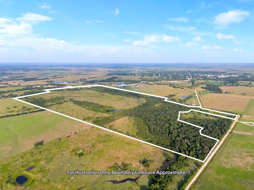 3005 US Highway 77 Lott, TX 76656
