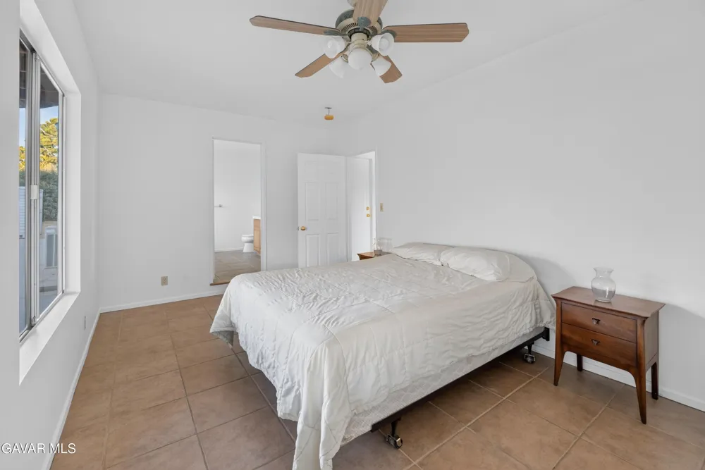 33201 Barber Road Agua Dulce, CA 91390