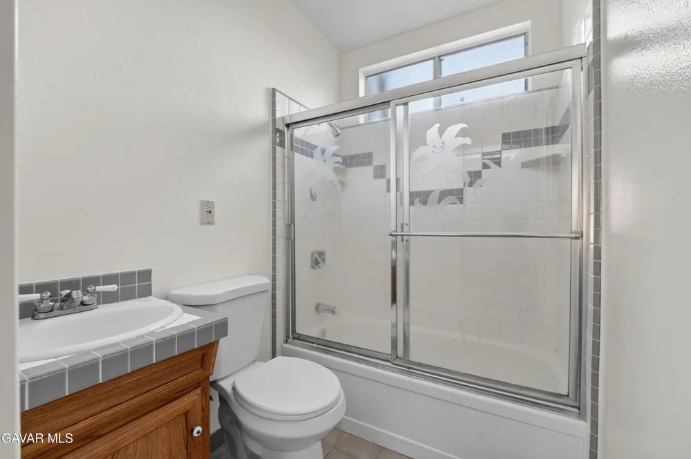 33201 Barber Road Agua Dulce, CA 91390