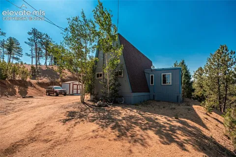 76 Pine Drive