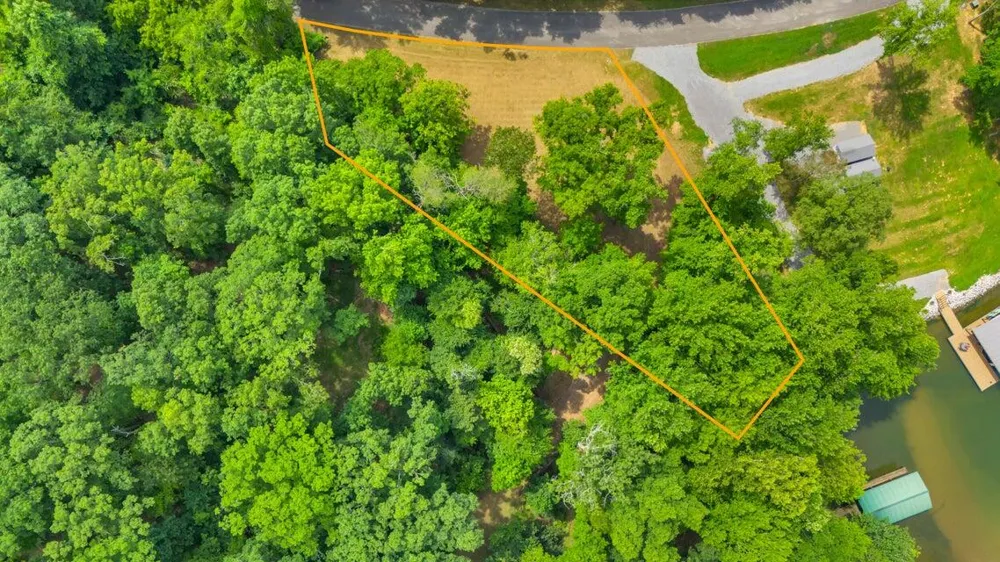 3132 Cherokee Circle Ten Mile, TN 37880