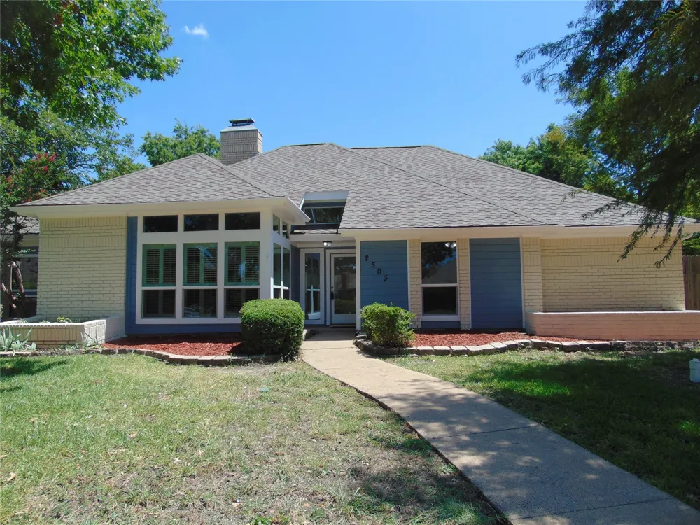 2503 Vanderbilt Court Rowlett, TX 75088