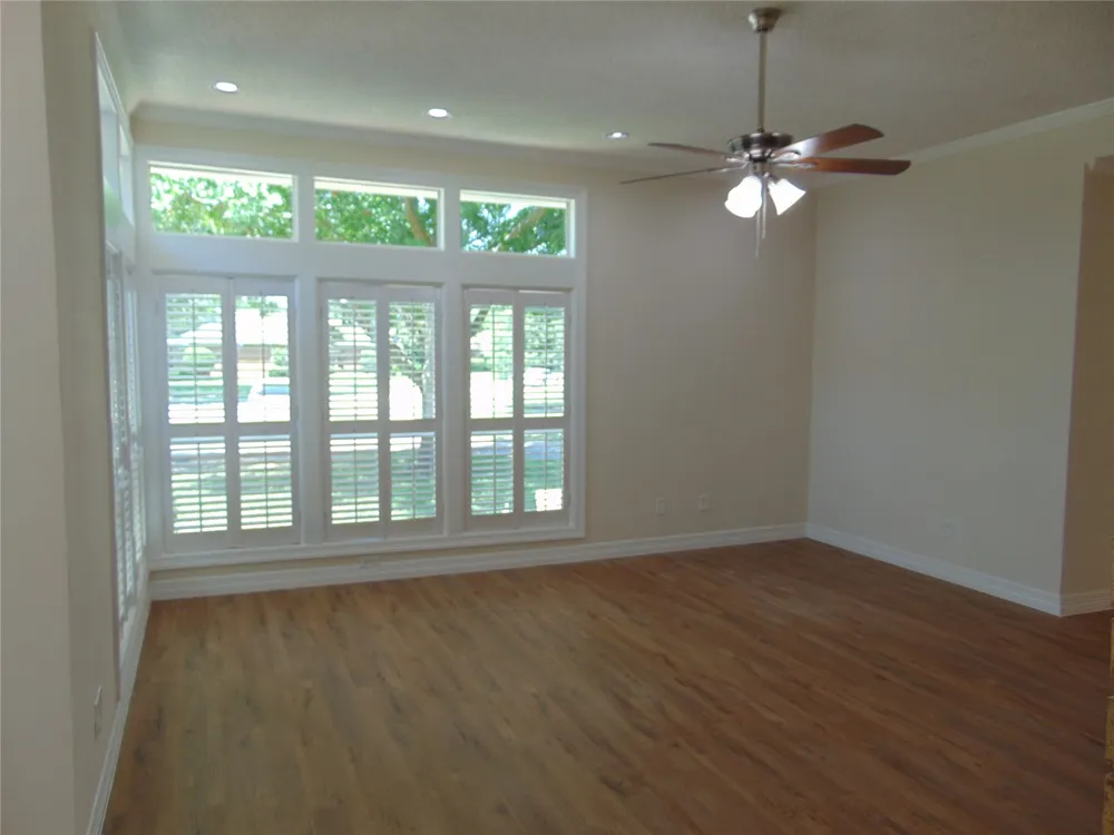 2503 Vanderbilt Court Rowlett, TX 75088