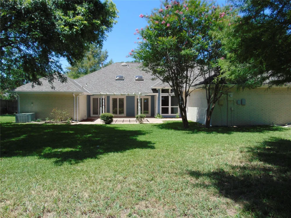 2503 Vanderbilt Court Rowlett, TX 75088