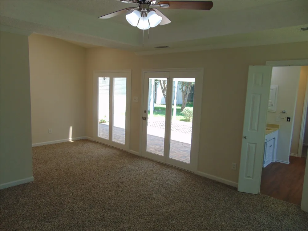 2503 Vanderbilt Court Rowlett, TX 75088