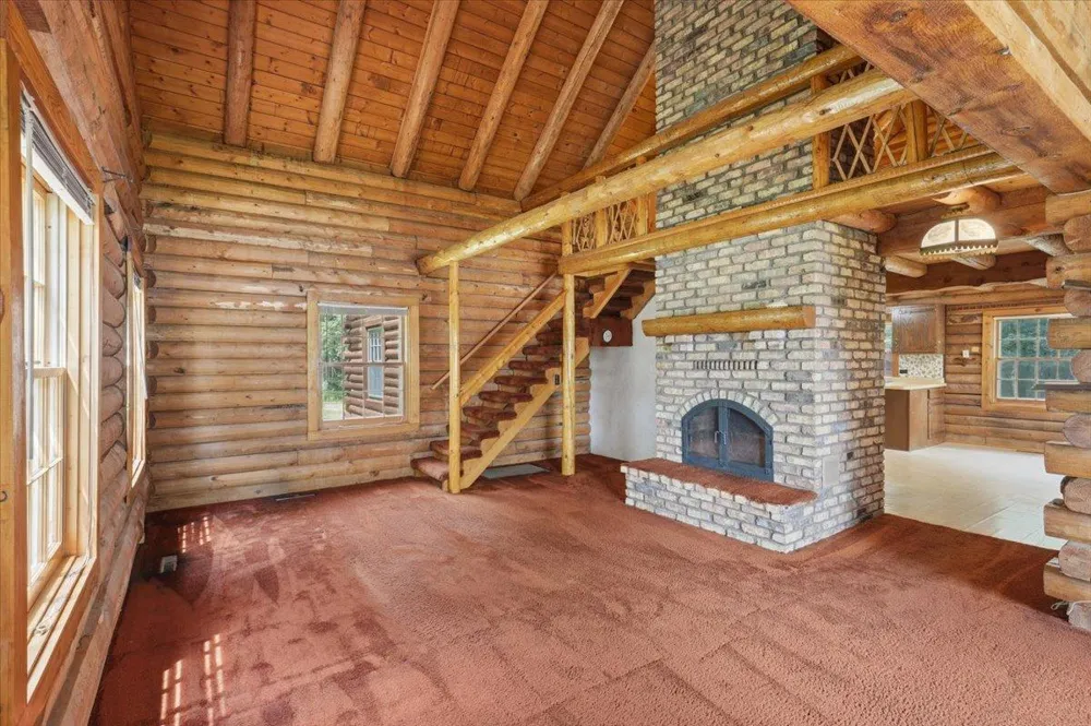 22498 Little Deer Road Siren, WI 54872