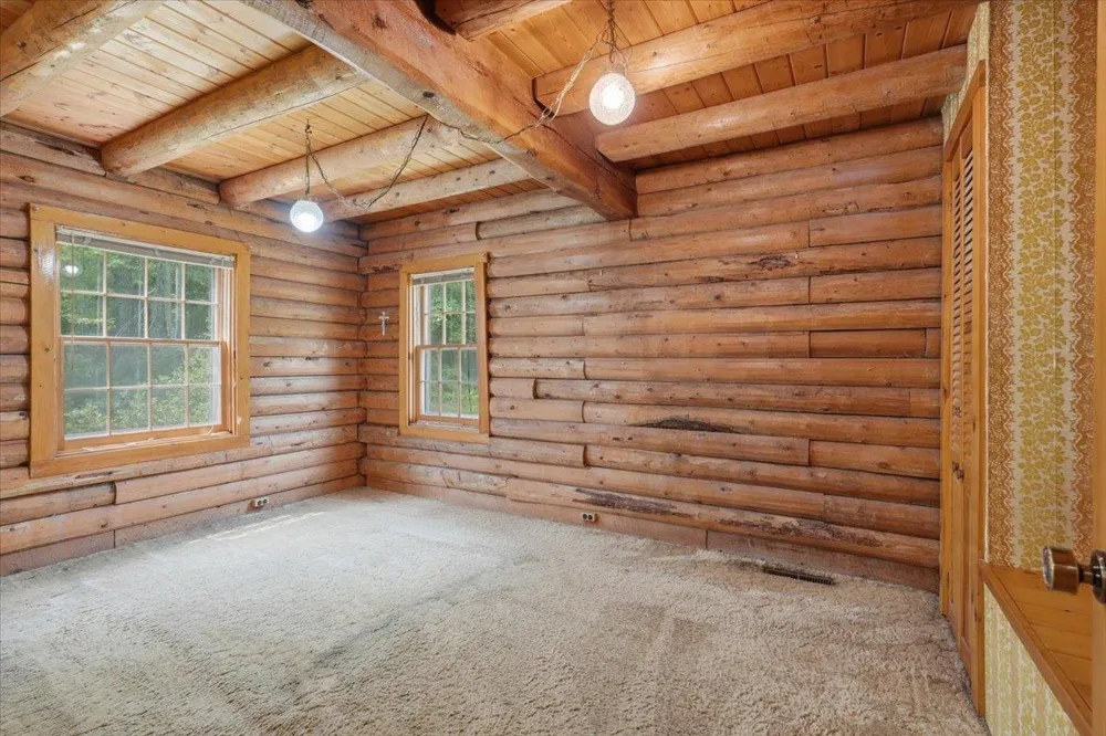 22498 Little Deer Road Siren, WI 54872
