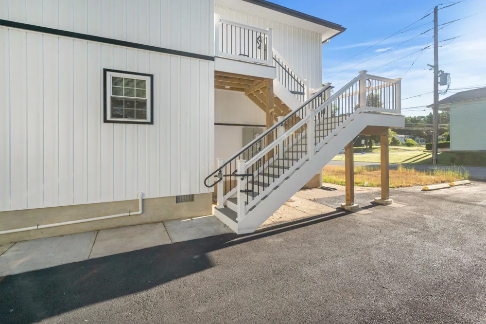 322 E CECIL AVENUE North East, MD 21901