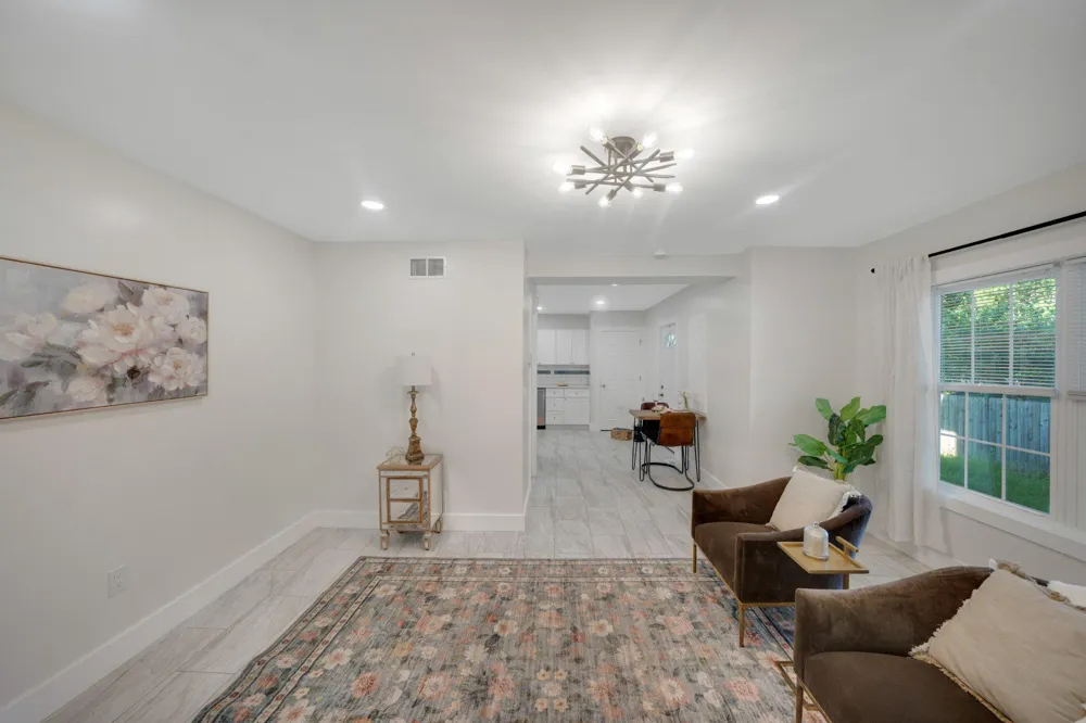 322 E CECIL AVENUE North East, MD 21901