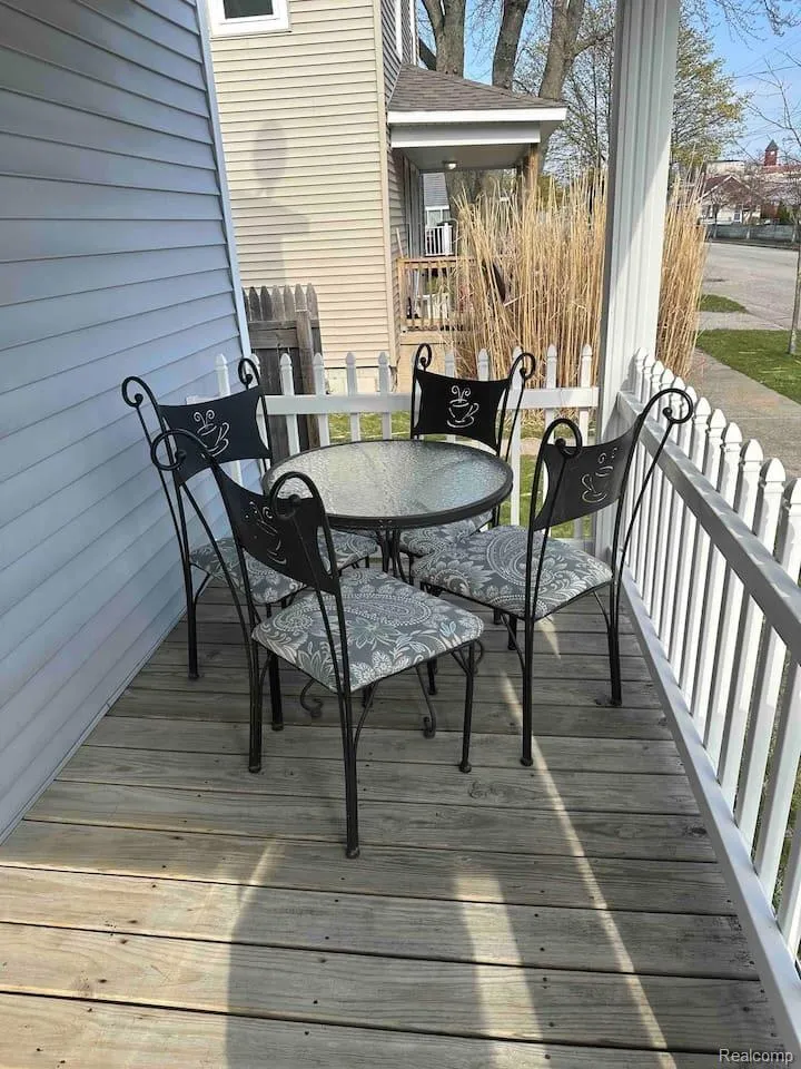 310 W Court Street Ludington City, MI 49431