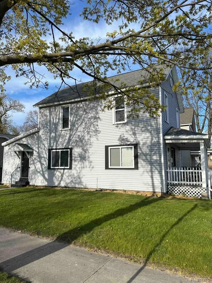310 W Court Street Ludington City, MI 49431