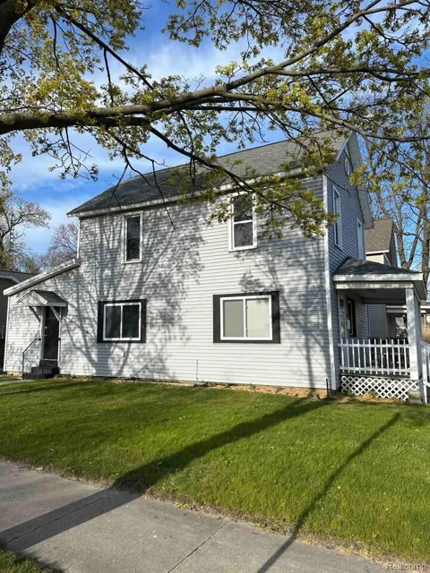 310 W Court Street