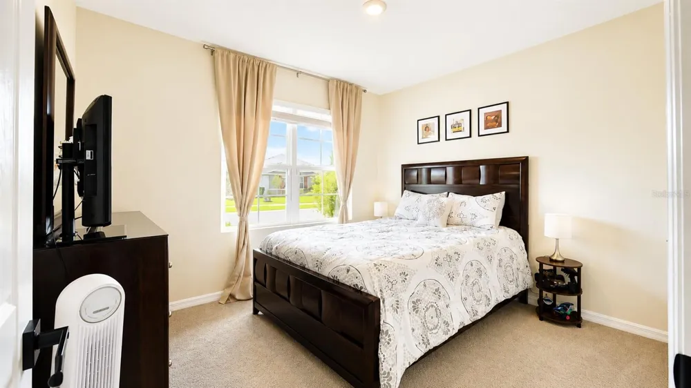 127 AUBURN GROVE BOULEVARD Auburndale, FL 33823