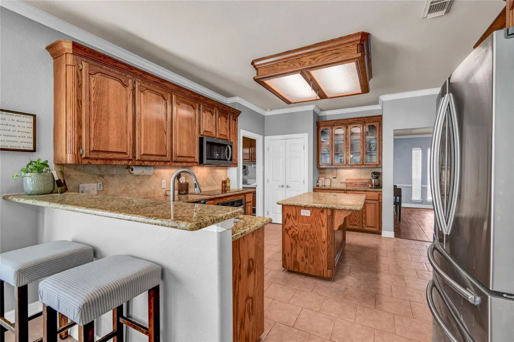 105 Thyme Trail Lake Jackson, TX 77566