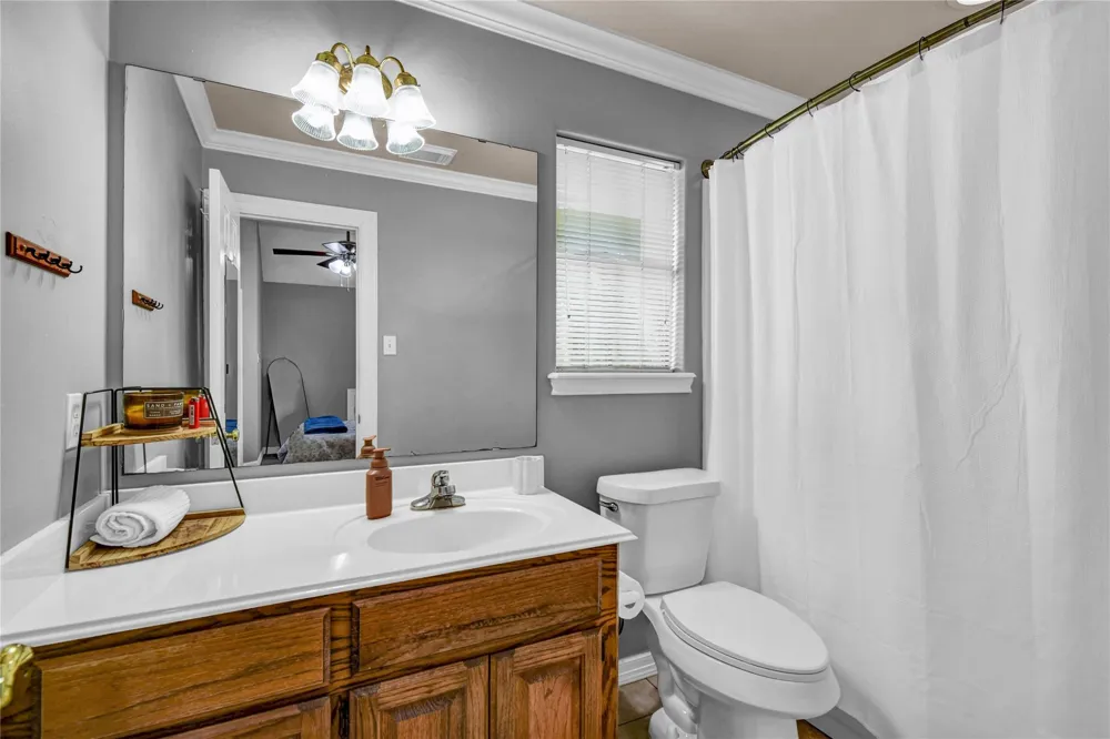 105 Thyme Trail Lake Jackson, TX 77566