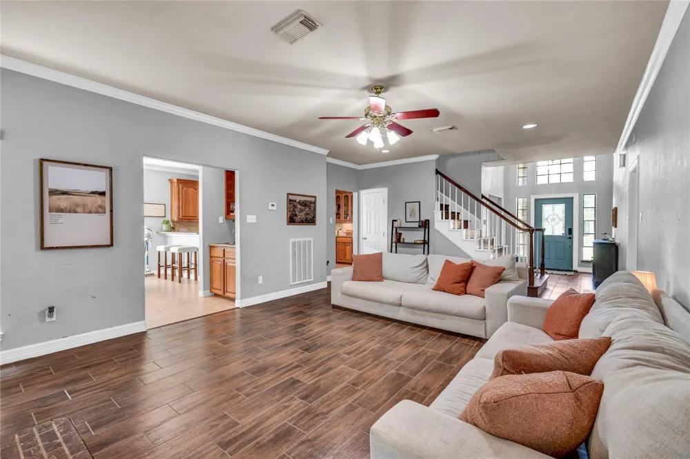 105 Thyme Trail Lake Jackson, TX 77566