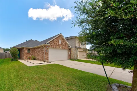 5227 Bay Lane