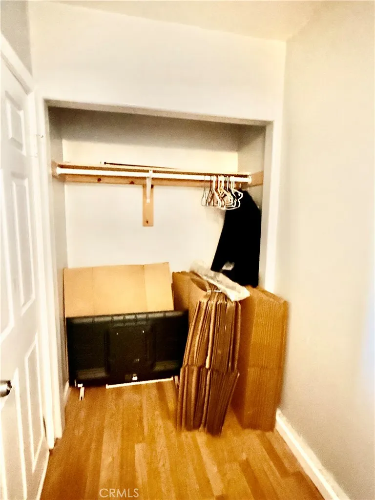 8906 Elm Los Angeles, CA 90002