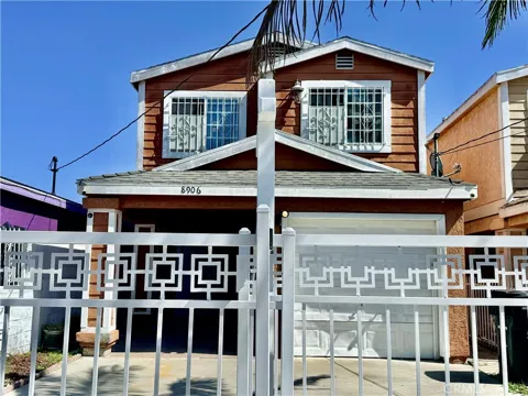 8906 Elm
