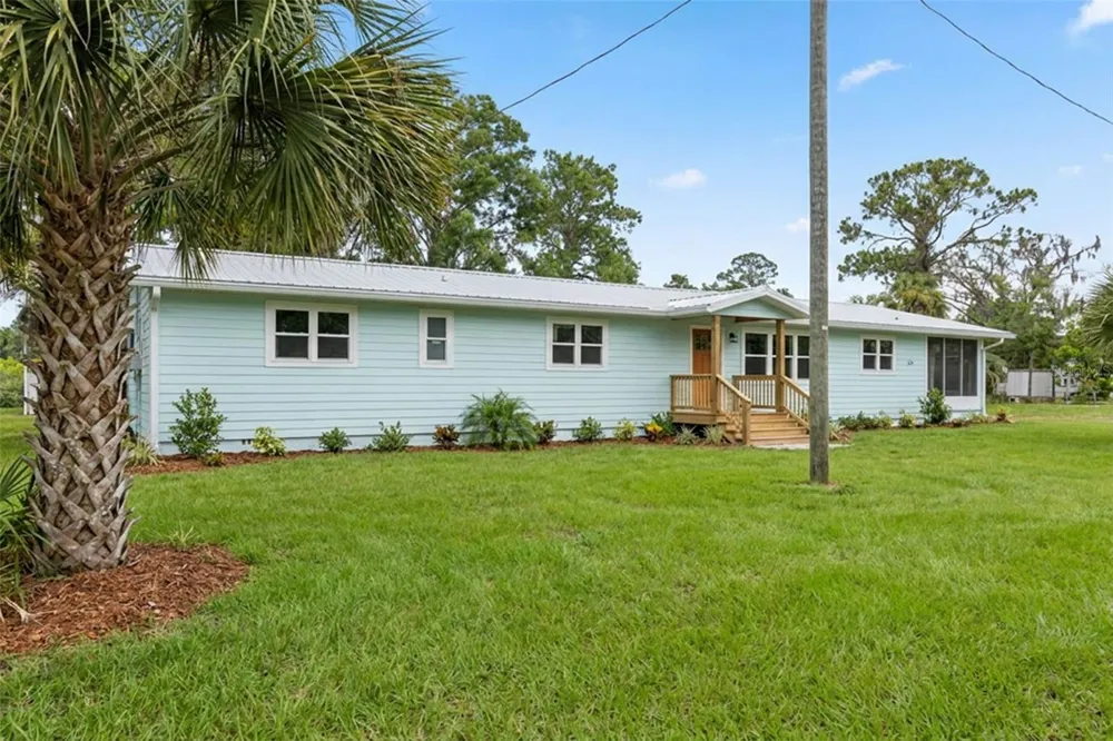 306 SE 256 STREET Suwannee, FL 32692