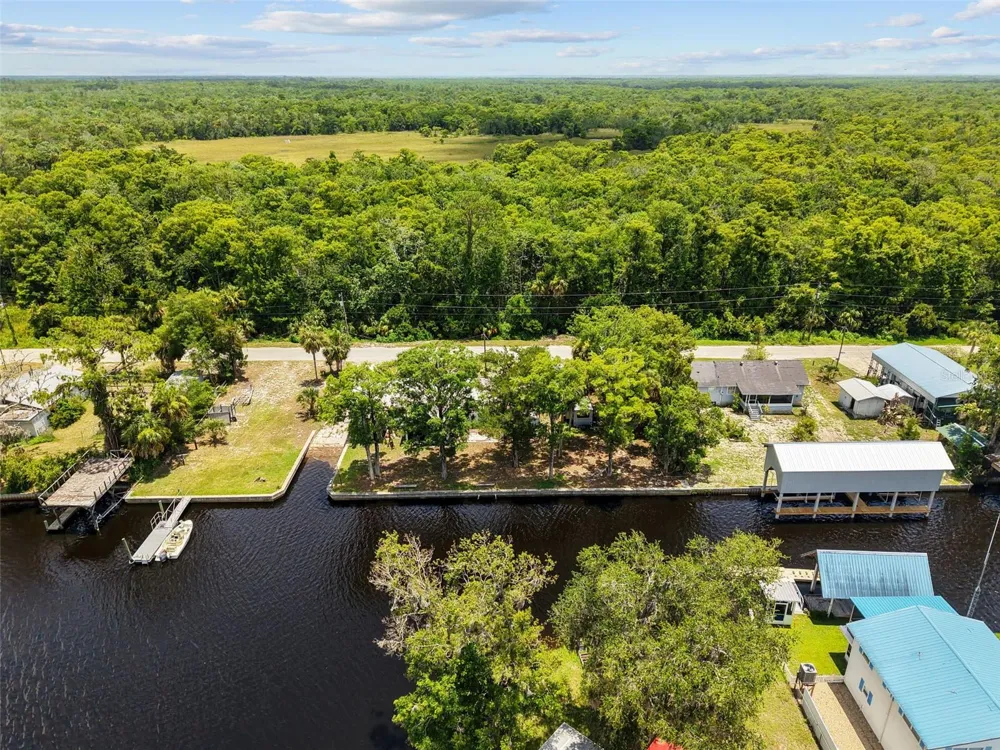 306 SE 256 STREET Suwannee, FL 32692