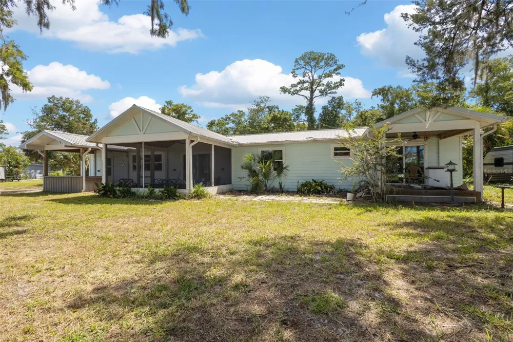 306 SE 256 STREET Suwannee, FL 32692