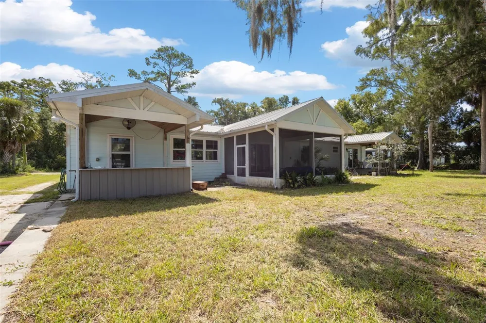 306 SE 256 STREET Suwannee, FL 32692