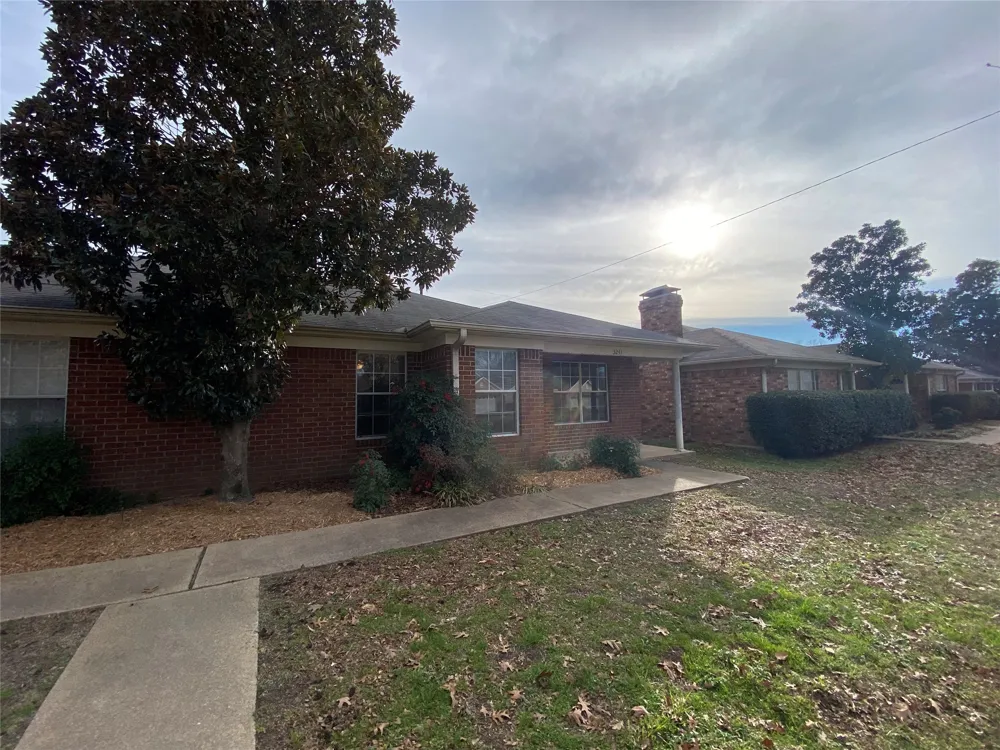 3241 Lexington Drive Tyler, TX 75701