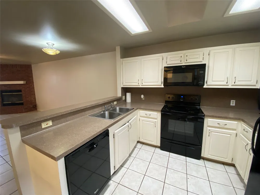 3241 Lexington Drive Tyler, TX 75701