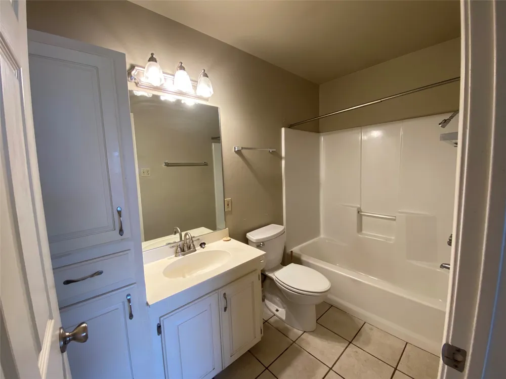 3241 Lexington Drive Tyler, TX 75701
