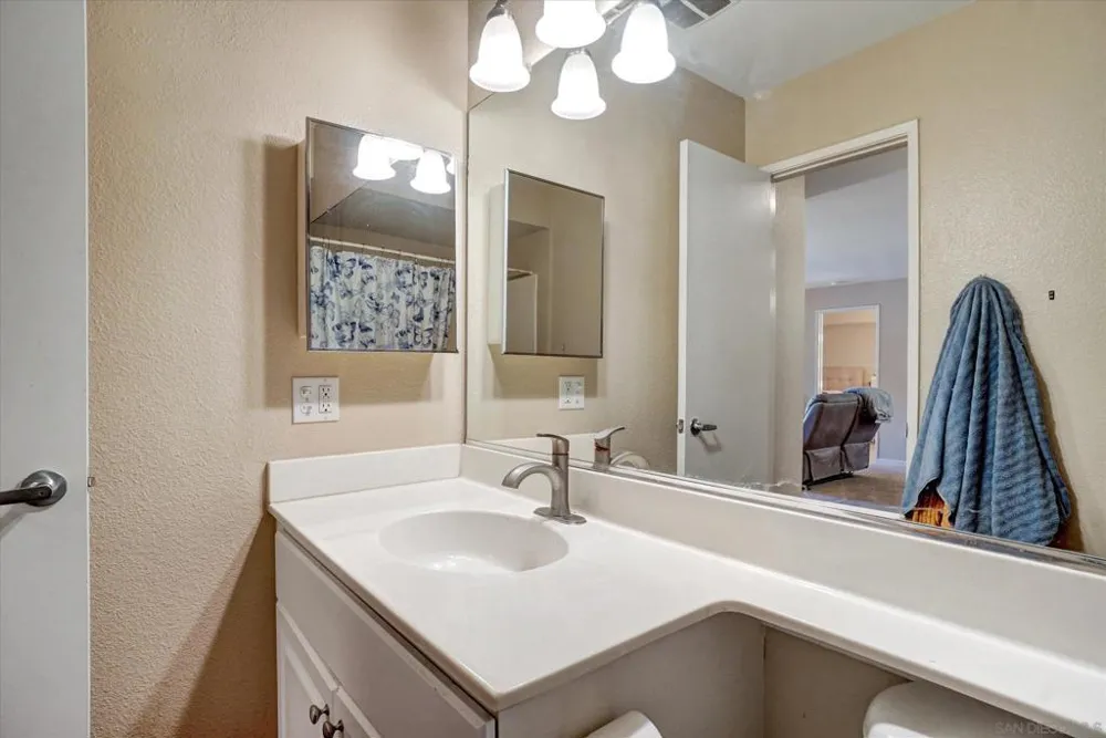 6955 Alvarado #61 San Diego, CA 92120