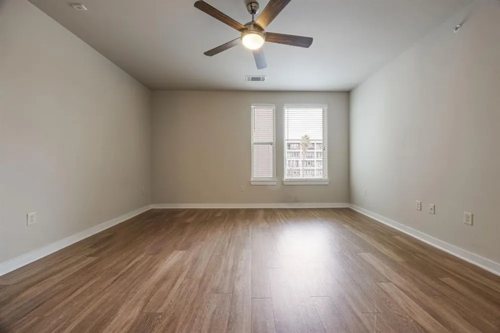 1900 Barton Springs Road #3013 Austin, TX 78704