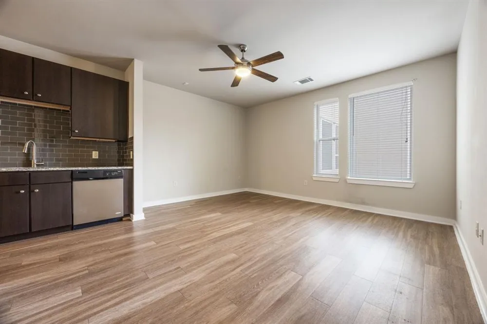 1900 Barton Springs Road #3013 Austin, TX 78704
