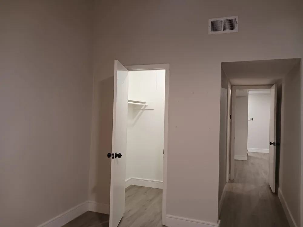 1800 Ridgeview Plaza Mesquite, TX 75149
