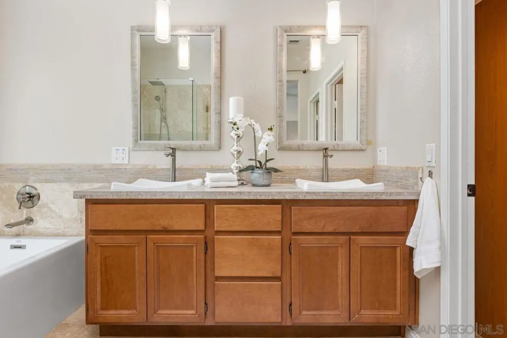 11785 Westview Parkway San Diego, CA 92126