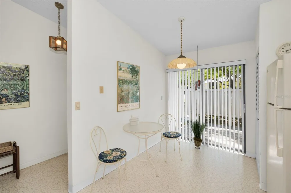1333 SHADY PINE WAY #F Tarpon Springs, FL 34688
