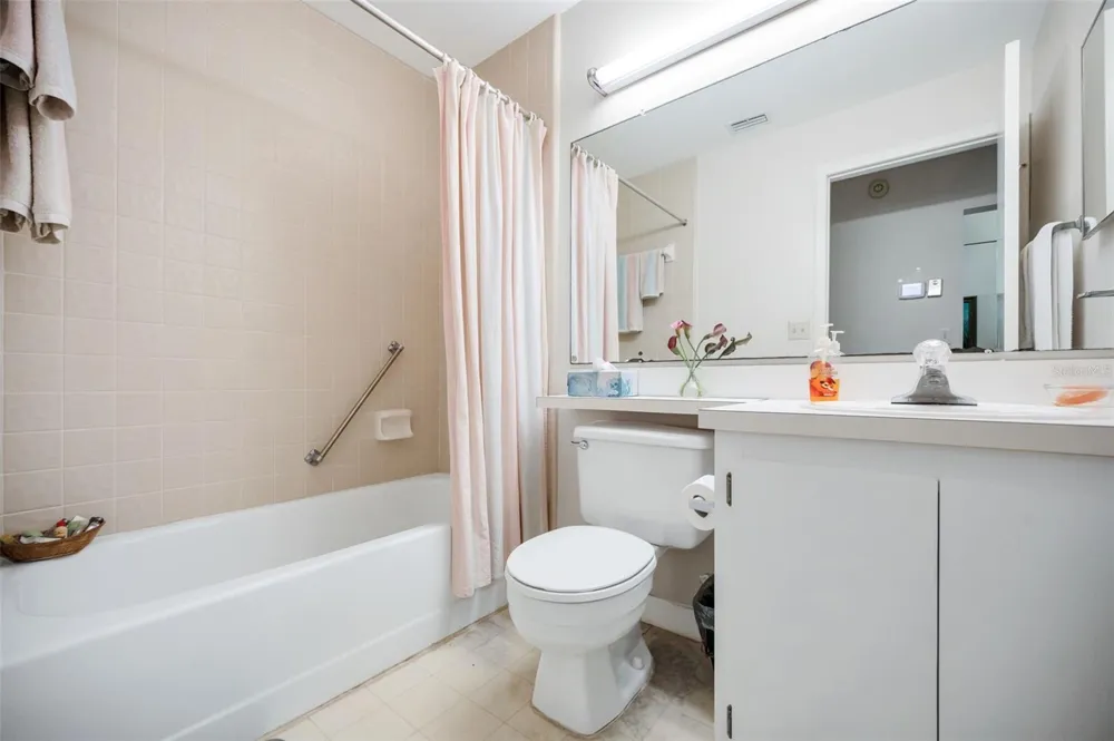 1333 SHADY PINE WAY #F Tarpon Springs, FL 34688
