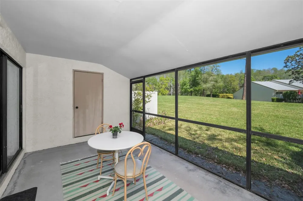 1333 SHADY PINE WAY #F Tarpon Springs, FL 34688