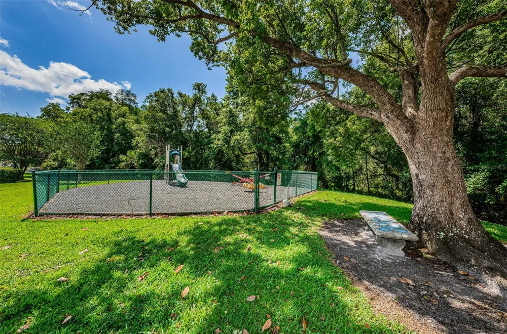 1333 SHADY PINE WAY #F Tarpon Springs, FL 34688