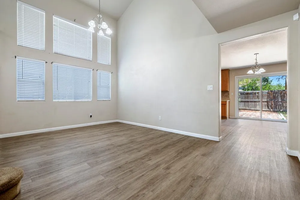 648 11th Street Sanger, CA 93657