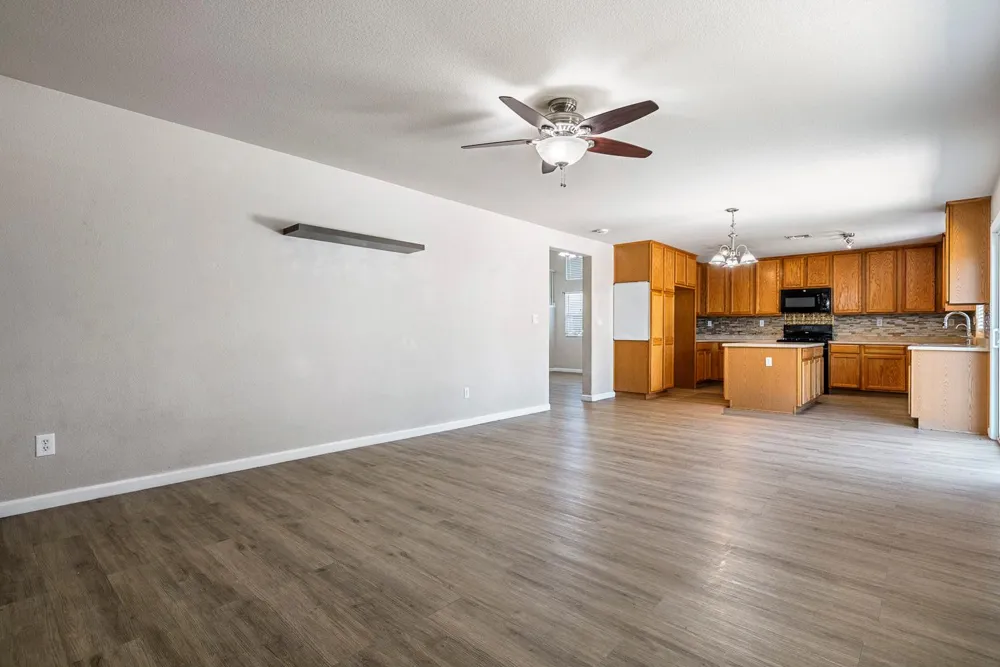 648 11th Street Sanger, CA 93657