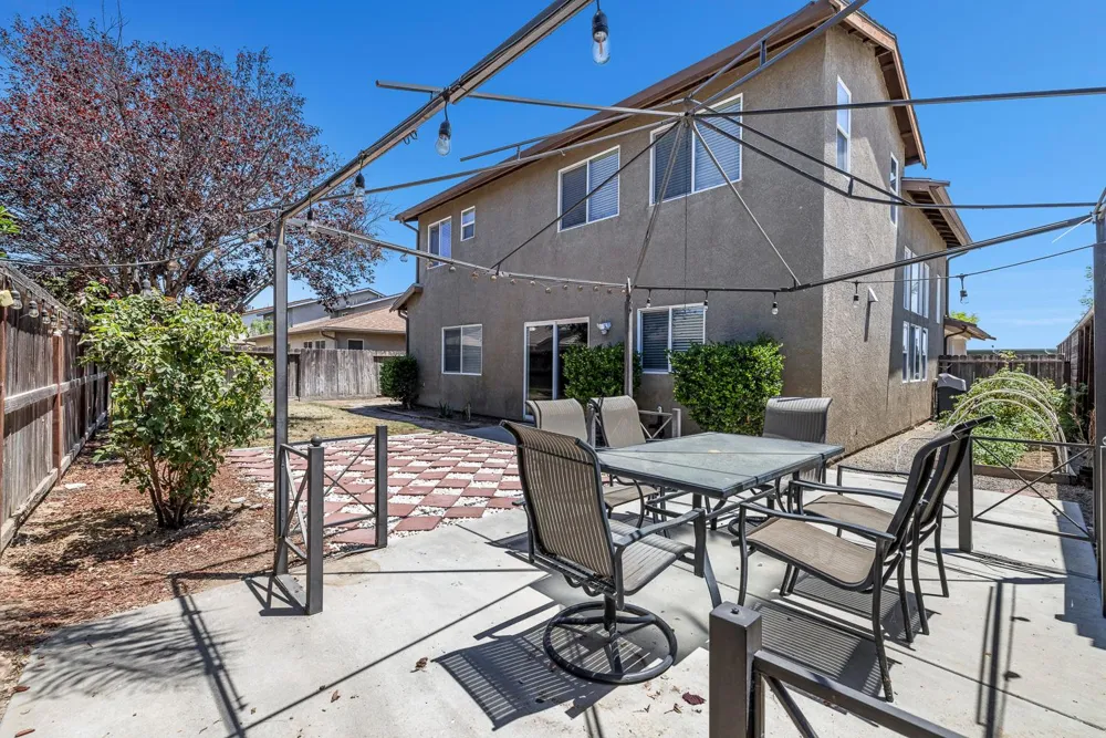 648 11th Street Sanger, CA 93657