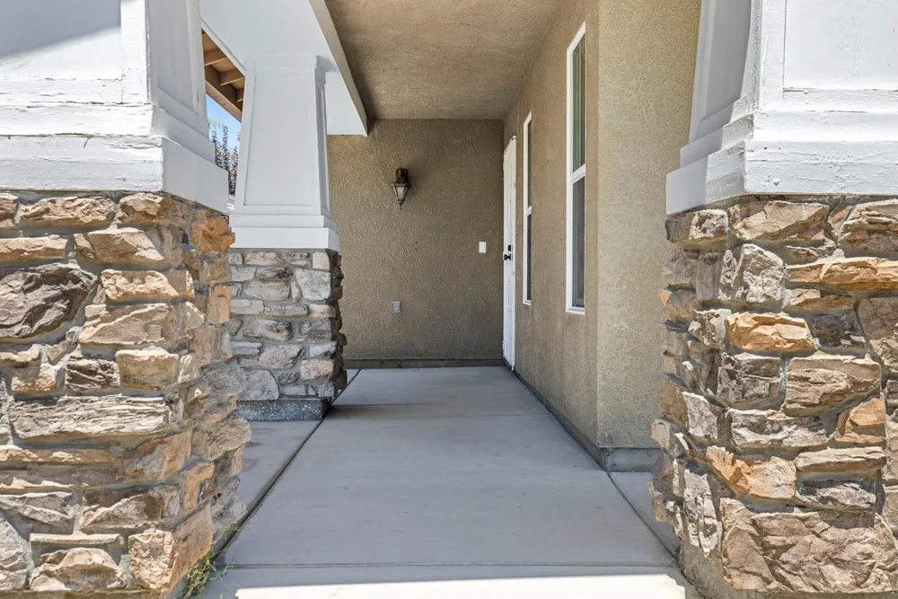 648 11th Street Sanger, CA 93657