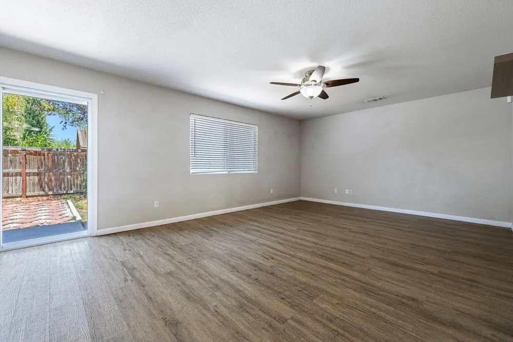 648 11th Street Sanger, CA 93657