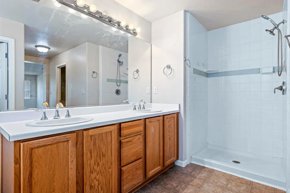 648 11th Street Sanger, CA 93657