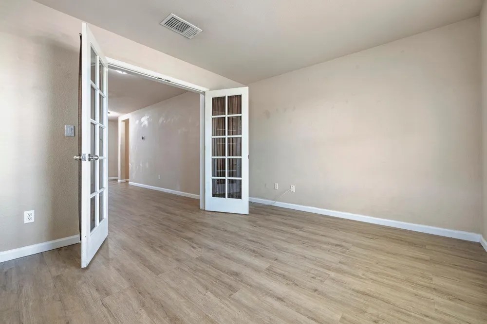 648 11th Street Sanger, CA 93657