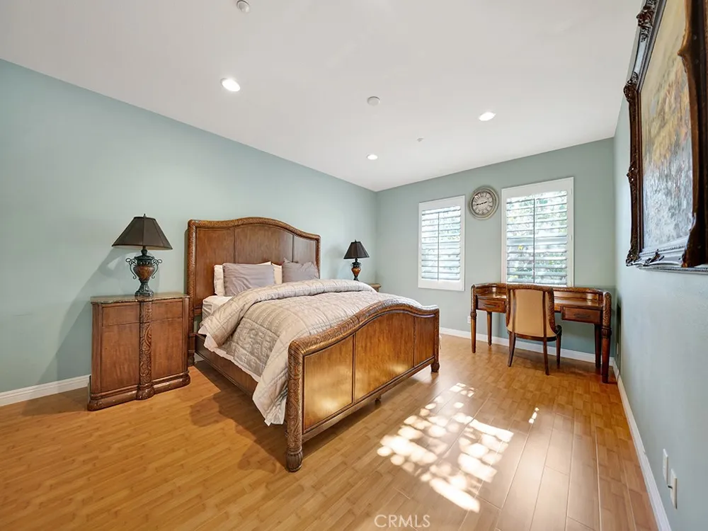 95 Duet Irvine, CA 92603