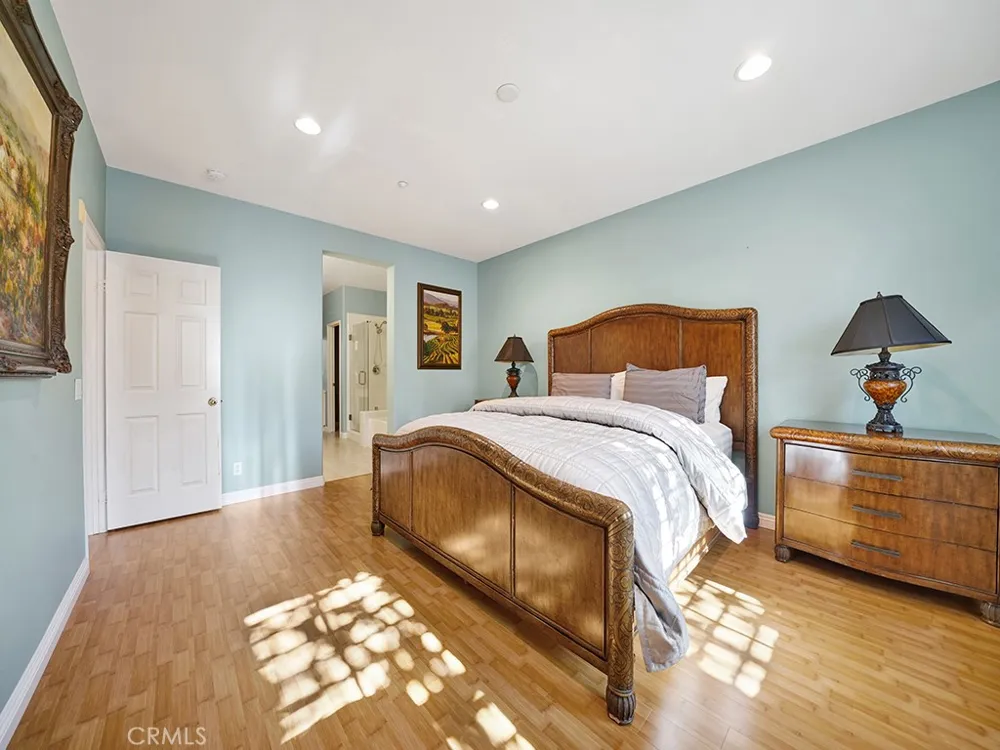95 Duet Irvine, CA 92603